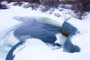 波纹排水管冬季冰雪管道