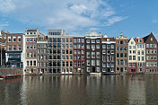 阿姆斯特丹历史悠久的一排房子