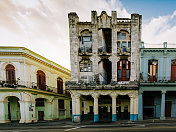 哈瓦那，古巴日落城市建筑