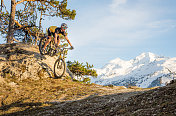 阿尔卑斯山山地自行车，极限骑行