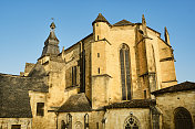 圣祭司大教堂，Sarlat la Caneda, Dordogne，法国