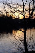 马焦雷湖上的日落