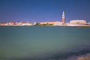 长时间曝光:日落时飘渺的圣马可区――意大利威尼斯