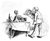 服务员端来满满一份食物 服务员端来满满一份食物