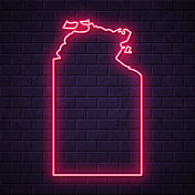 北领地地图-发光的霓虹灯在砖墙的背景 北领地地图-发光的霓虹灯在砖墙的背景