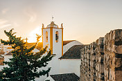 葡萄牙塔维拉的圣地亚哥教堂