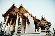 Wat Suthat寺