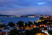 在Florianópolis Coqueiros附近的海滩夜景