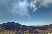 留尼旺岛的活火山