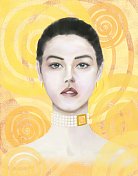 一名年轻女子的肖像与亚洲和欧洲的根源，装饰包括太阳的象征