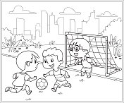 黑色和白色，足球儿童足球比赛。男孩们在户外踢足球