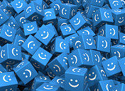 蓝色方块和笑脸。客户满意度的概念。
