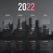 城市天际线上的2022年意大利日历，黑白两色