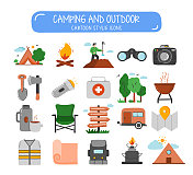 露营和户外相关的物体和元素。手绘卡通风格矢量插图集合。手绘图标设置。
