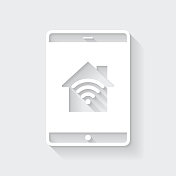 带智能家居的平板电脑。图标与空白背景上的长阴影-平面设计