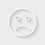 emoji悲伤的脸。图标与空白背景上的长阴影-平面设计