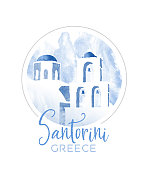 圣托里尼钟楼和希腊伊亚的蓝色穹顶水彩画