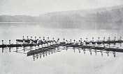 韦尔斯利学院，美国，一所女子学院，水上节有赛舟会，五只船组成星形