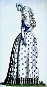 有地位的女士，穿着去看歌剧或散步的衣服，裹着纱布头巾，蓝色光缎外套