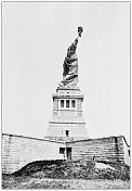 纽约的古董照片:来自西方的自由女神像