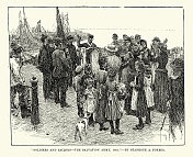 19世纪90年代维多利亚时代,救世军乐队在街上为人们演奏音乐的复古插图 19世纪90年代维多利亚时代,救世军乐队在街上为人们演奏音乐的复古插图