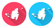 圣马丁岛地图。圆形图标与长阴影在红色或蓝色的背景