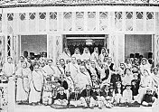 1895年印度的人物和地标:授予纳夫乔蒂仪式，巴特