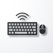 无线键盘和鼠标。白色背景上的阴影图标