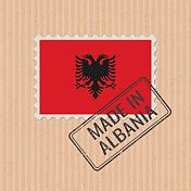 阿尔巴尼亚制造徽章矢量。阿尔巴尼亚国旗贴纸。油墨印章隔离在纸张背景上。