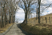 冬天的乡村道路