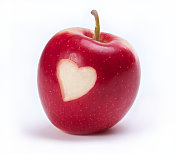 心形的红苹果