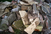 碎石和碎混凝土板