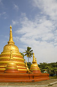 缅甸:曼德勒附近的金塔