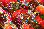 草莓和巧克力屑