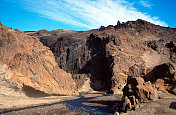 阿斯加火山的火山灰和浮石