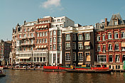阿姆斯特丹的运河和传统房屋