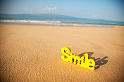 沙滩上的微笑