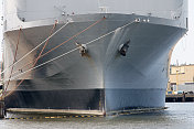美国海军船首