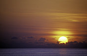马尔代夫,北发作?环礁，印度洋，日落。