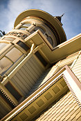 经典的旧金山维多利亚式建筑