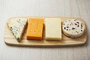 奶酪拼盘-斯蒂尔顿，红莱斯特，切达和文斯利代尔
