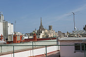 西班牙巴塞罗那的建筑屋顶视图