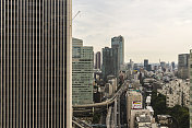 东京高速公路交叉口鸟瞰图