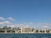 伊斯坦布尔的Dolmabahce宫殿。火鸡