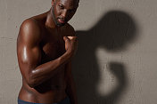 Fitnes肖像肌肉非洲种族英俊男子运动员